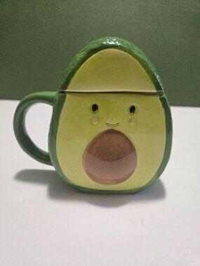 Avocado Mug with Lid